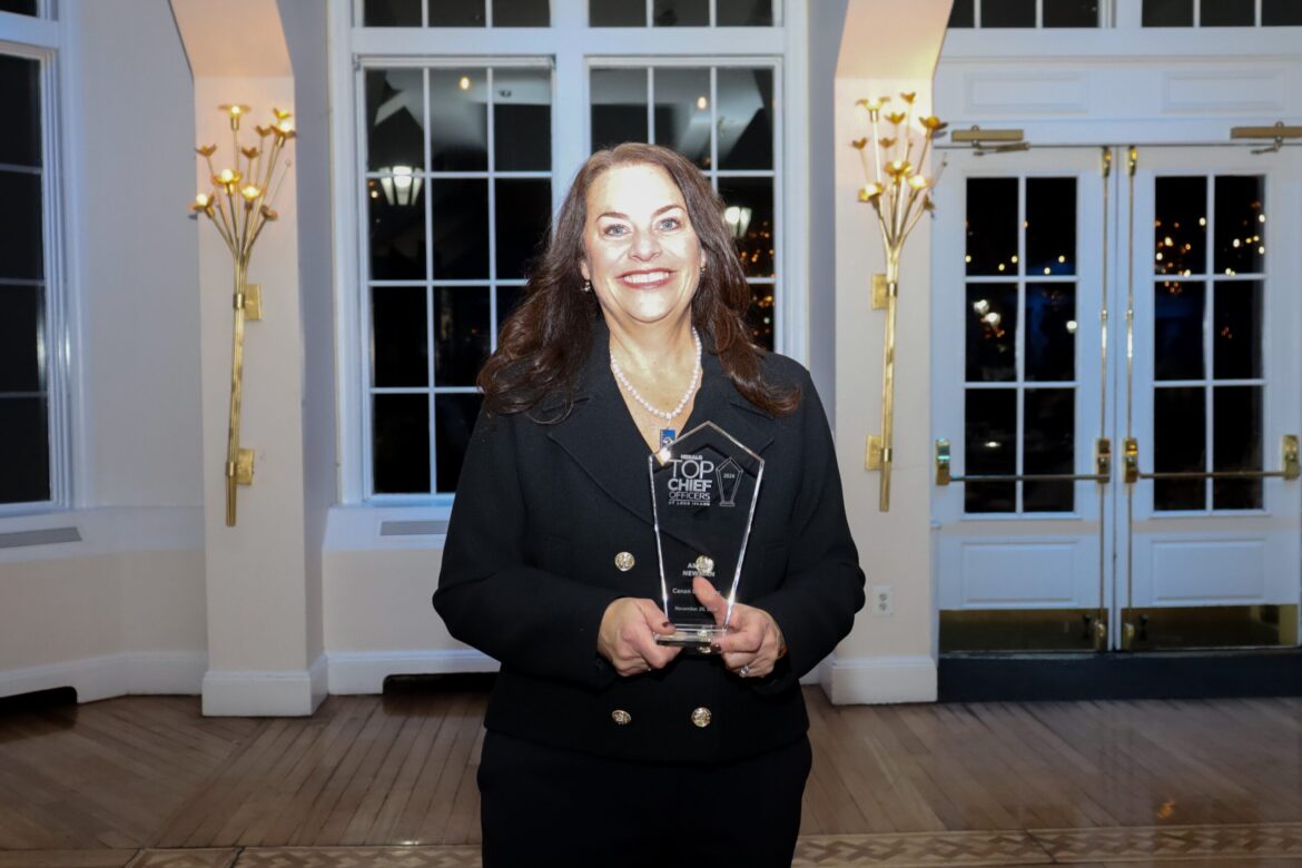 Canon U.S.A. Senior Vice President Amy Newman Wins 2024 HERALD Top Chief Officers of Long Island Award